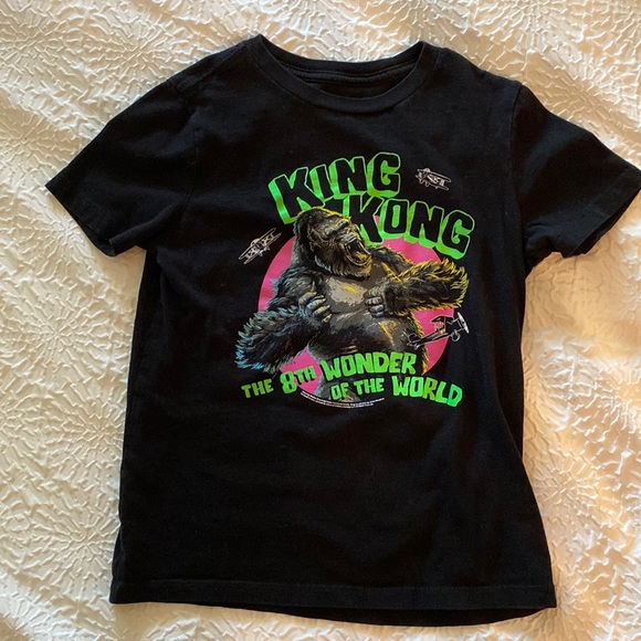 Old Navy Other - 4/$10 King Kong T-shirt Old Navy Small 6-7